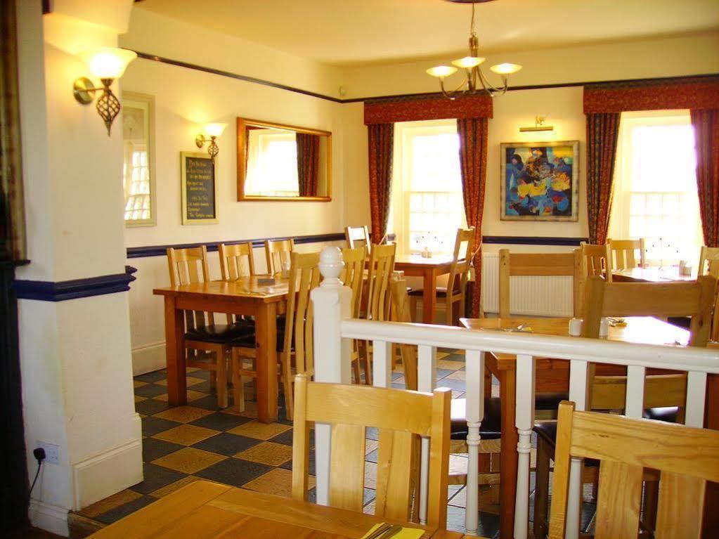 The Bell Inn Frampton on Severn Екстер'єр фото